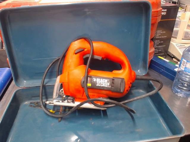 Black & decker jig saw in case