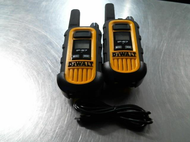 Pair de walkie talkie dewalt