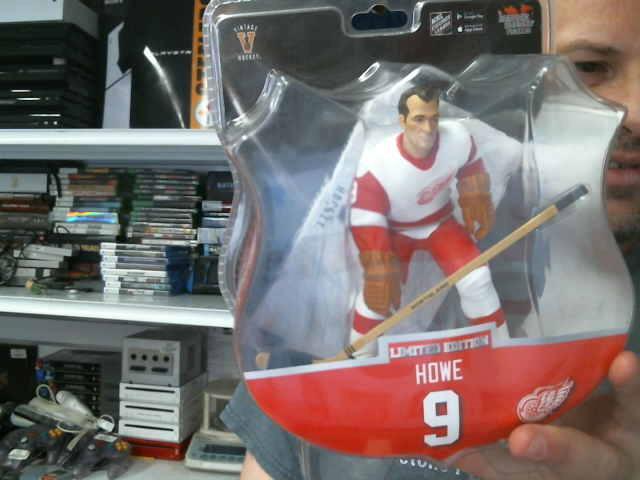 Figurine gordie howe