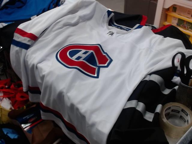 Jersey officiel canadien de montreal