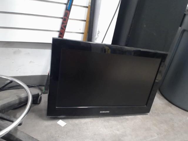 Zc   samsung tv no stand + remote + fil