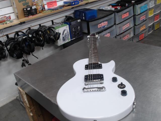 Guitare electrique+case dur