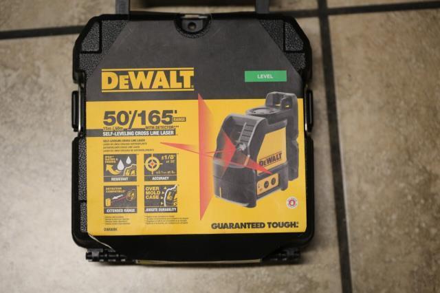 Dewalt self-leveling cross line laser