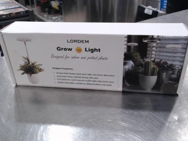 Grow light plant