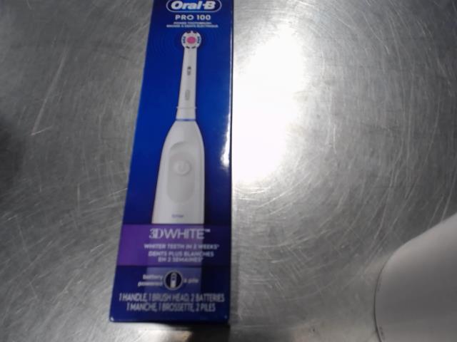 Oral b tooth brush