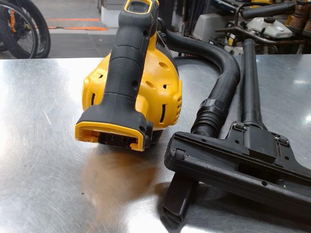 Aspirateur dewalt+acc