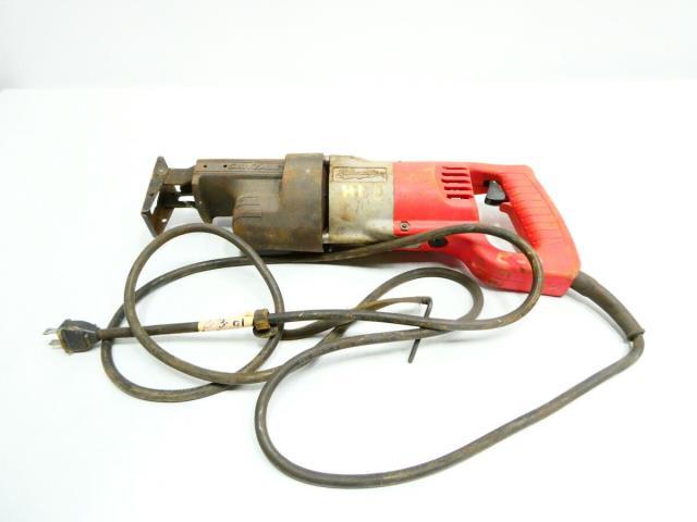 Milwaukee skillsaw sawzal