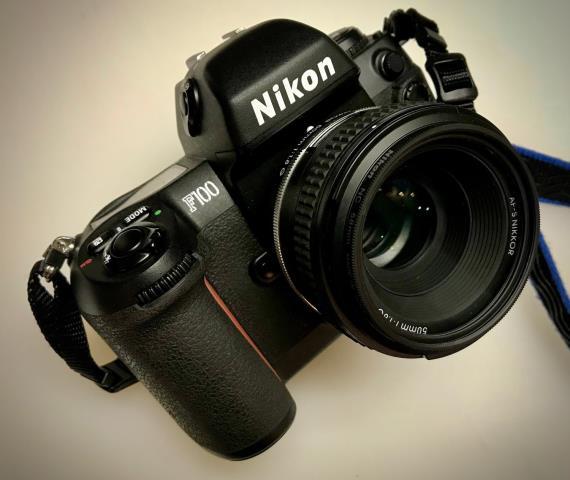 Nikon f100 with af nikkor lens