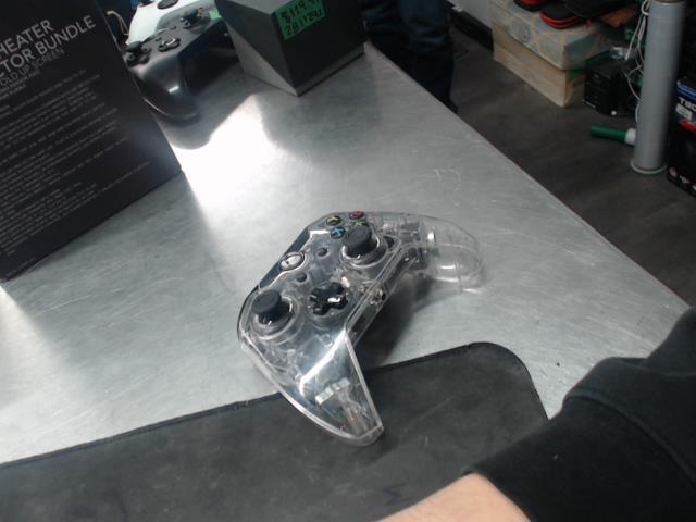 1 manette xbox non oem