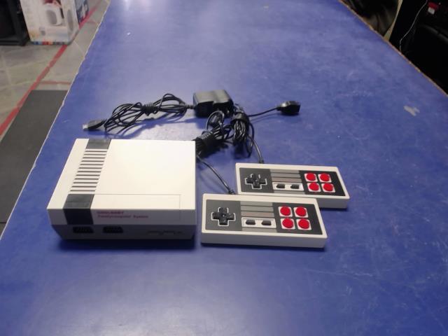 Console miniature + 2 manettes +fils