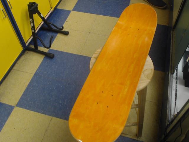 Plache de skate neuf