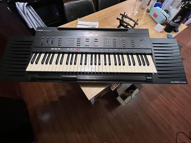 Clavier electronique yamaha psr-2500