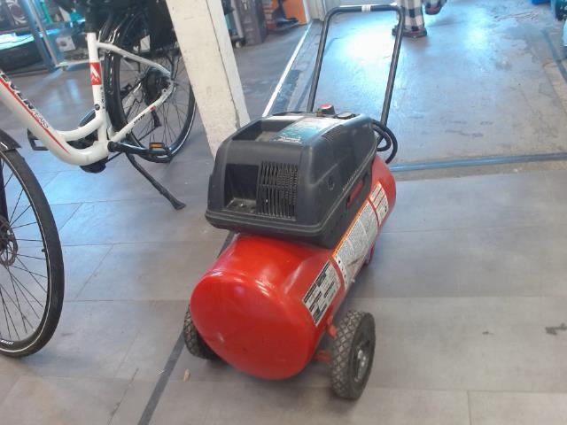 Compresseur rouge 13gal 125psi