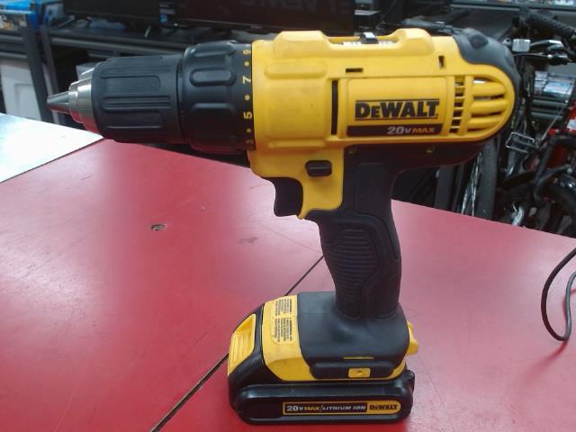 Perceuse dewalt+batterie 20v ss chargeur