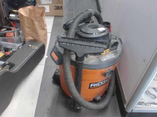 Aspirateur ridgid+acc 16gal/60litre/5hp