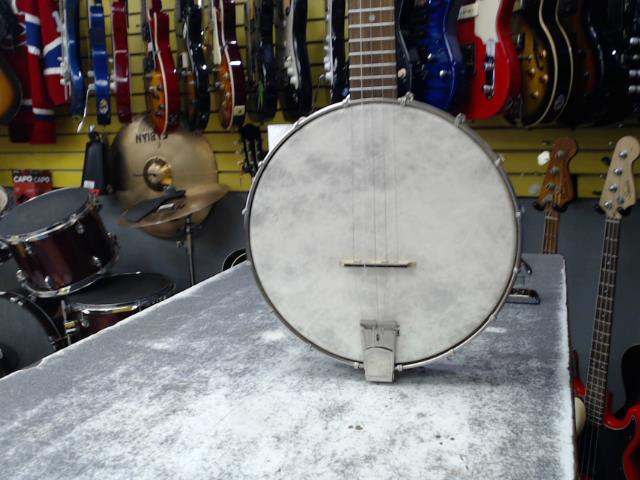 Guitare banjo