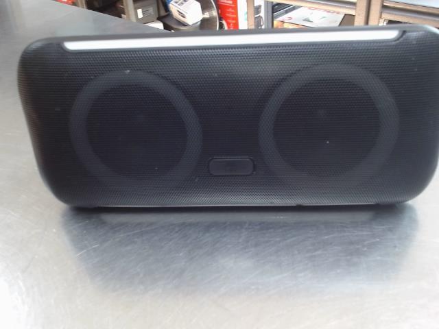 Speaker bluetooth headrush