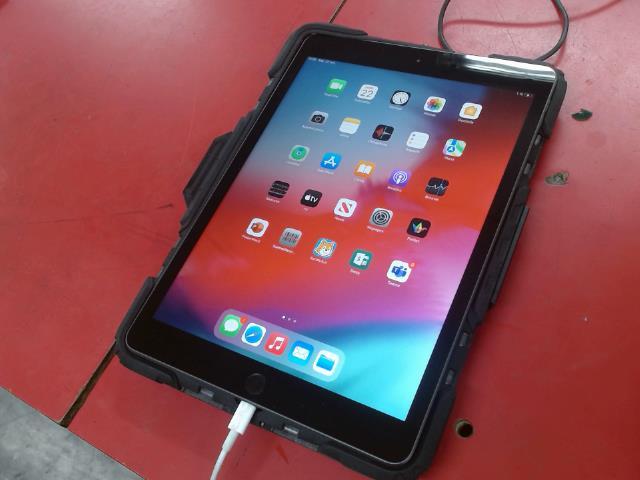 Ipad 8th gen. 128go ss acc