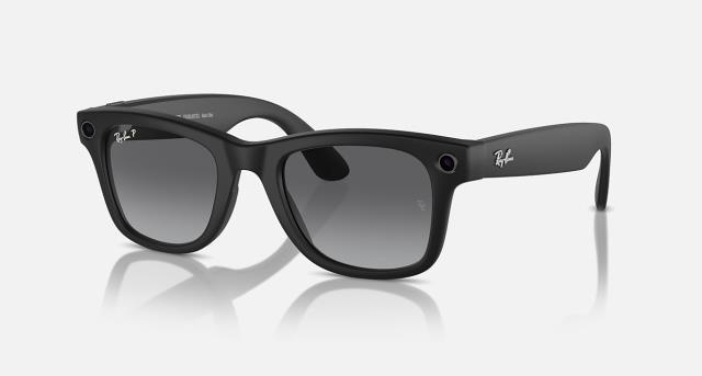 Sunglasse rayban noir wayfarer meta