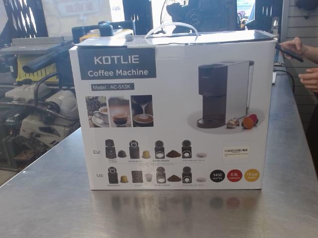 Machine a caffe kotlie