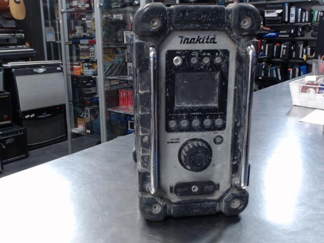 Radio makita