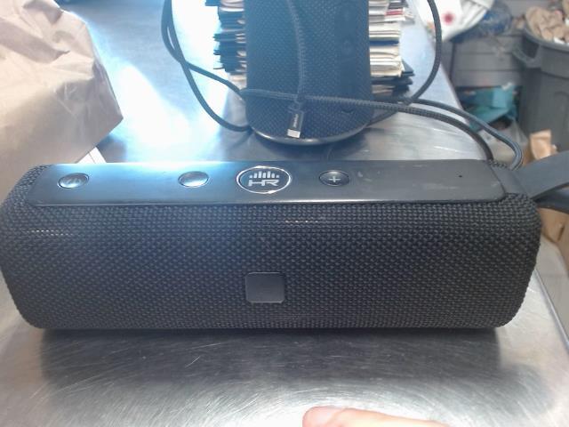 Speaker bluetooth hr