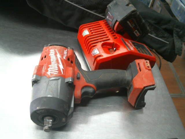 Impact 1/2 + batterie m18 5.0 + chargeur