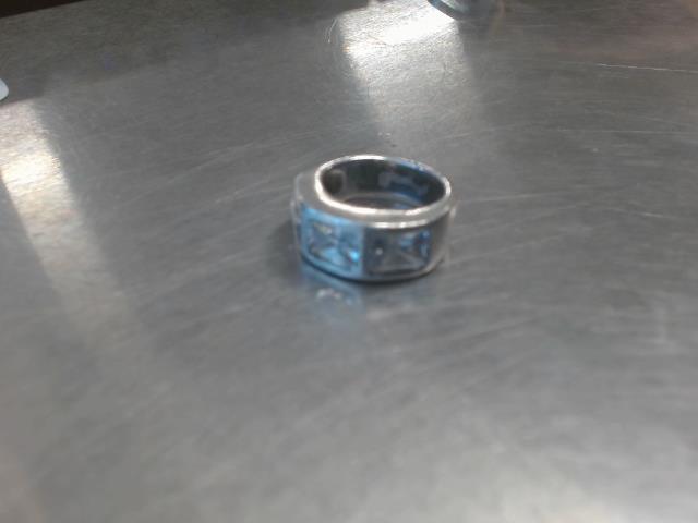 Bague en argent avec 3 pierre faux diams