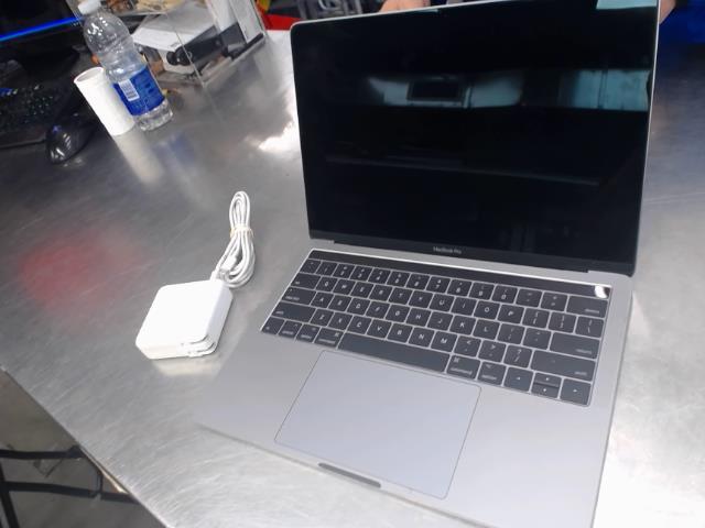 Macbook pro i7/16gb/256ssd 2017+charg