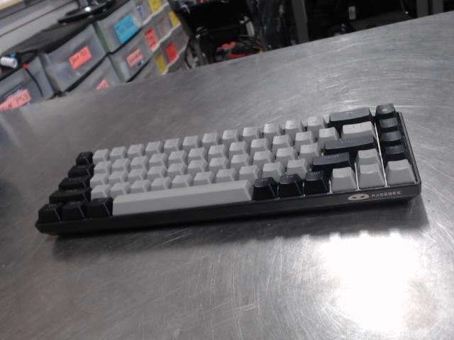 Clavier mecanique 60%