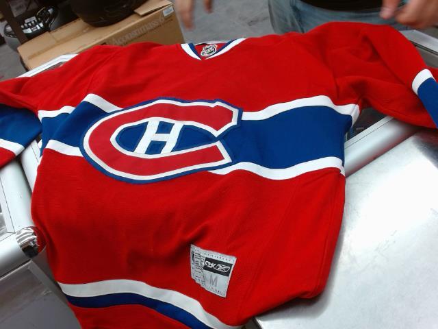 Jersey no name du canadien