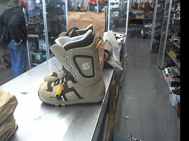 Burton freestyle snow boarding boots