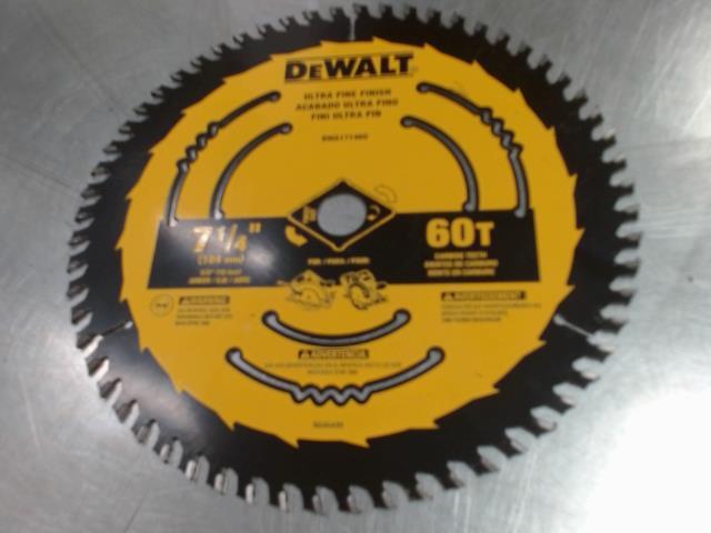 Blade dewalt 7 1/4 new