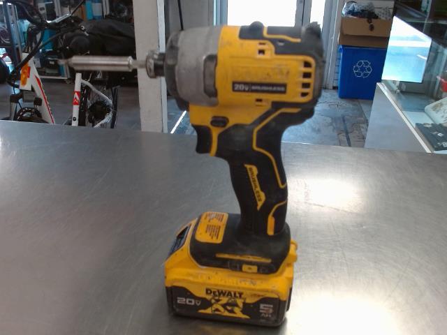 Impact dewalt + batt 5.0 ah