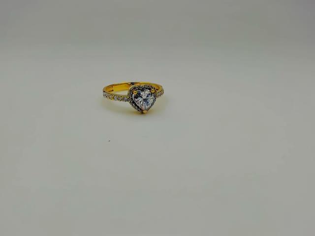 BAGUE EN OR 10KT