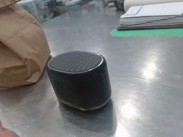 Speaker bluetooth