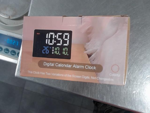 Alarm clock noir en boite