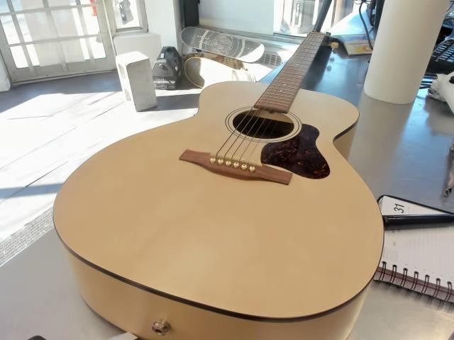 Guitar acoustique