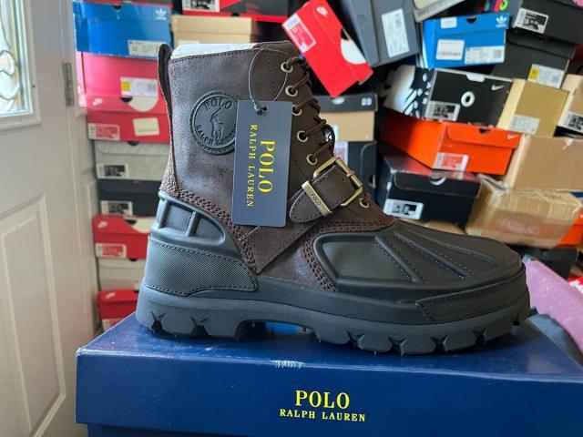 Oslo high boots black new in box