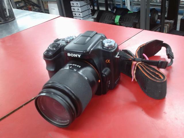 Camera sony alpha lens 18-70 pas de chrg