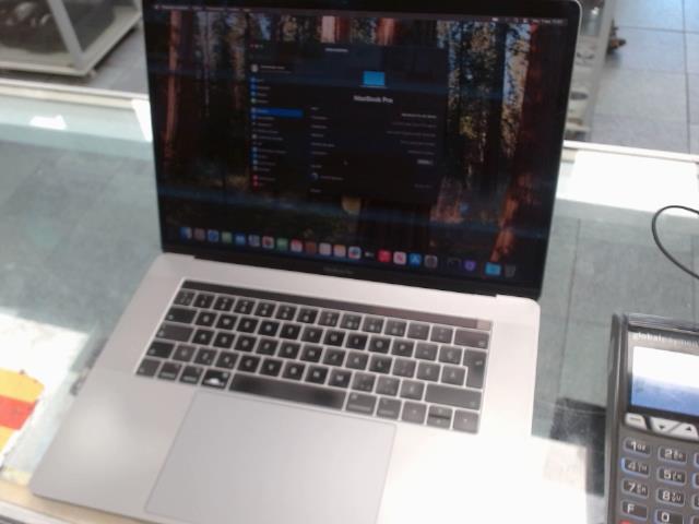 Macbook pro 15 2018/i7/16gb ram/256ssd