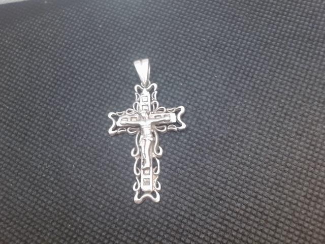 Breloque argent croix jesus