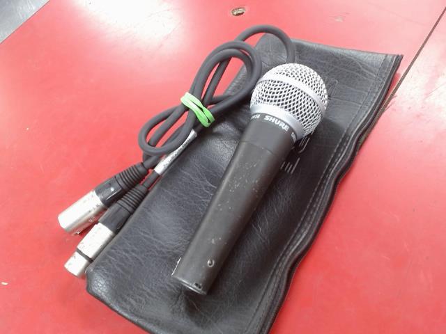 Micro prise xlr dans etui + fil xlr