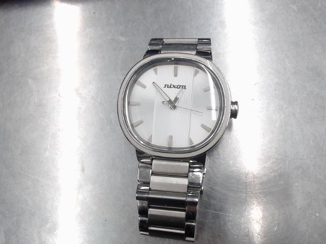 Montre nixon