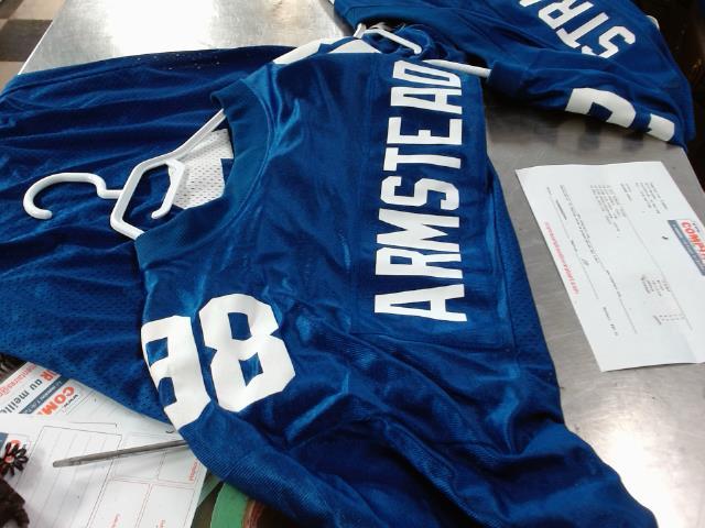 Jersey football giant armstead