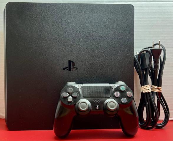 Ps4 slim ht ici