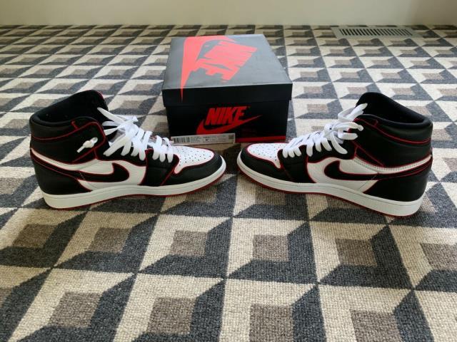 Air jordan 1 high bloodline used size 8