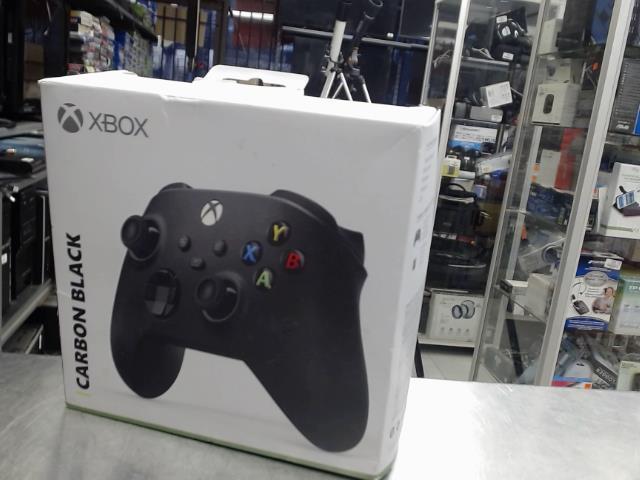 Manette xbox one in box carbon black