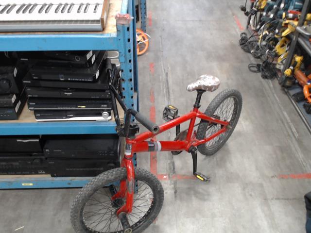 Bmx rouge