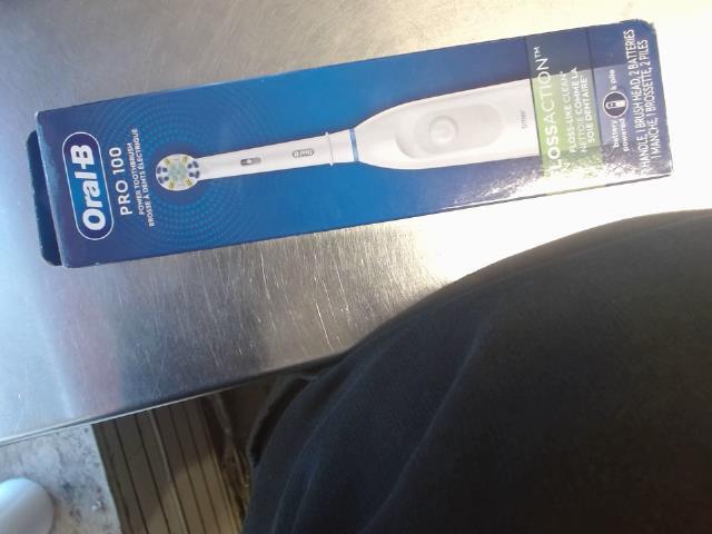 Oral-b pro 100